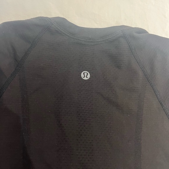 Lululemon black swiftly tech - Picture 3 of 3